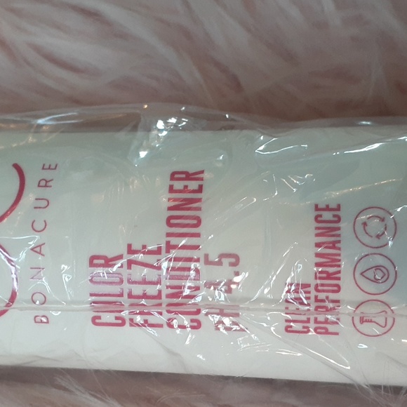 Brand New SCHWARZKOPF COLOR FREEZE CONDITIONER - Picture 2 of 3